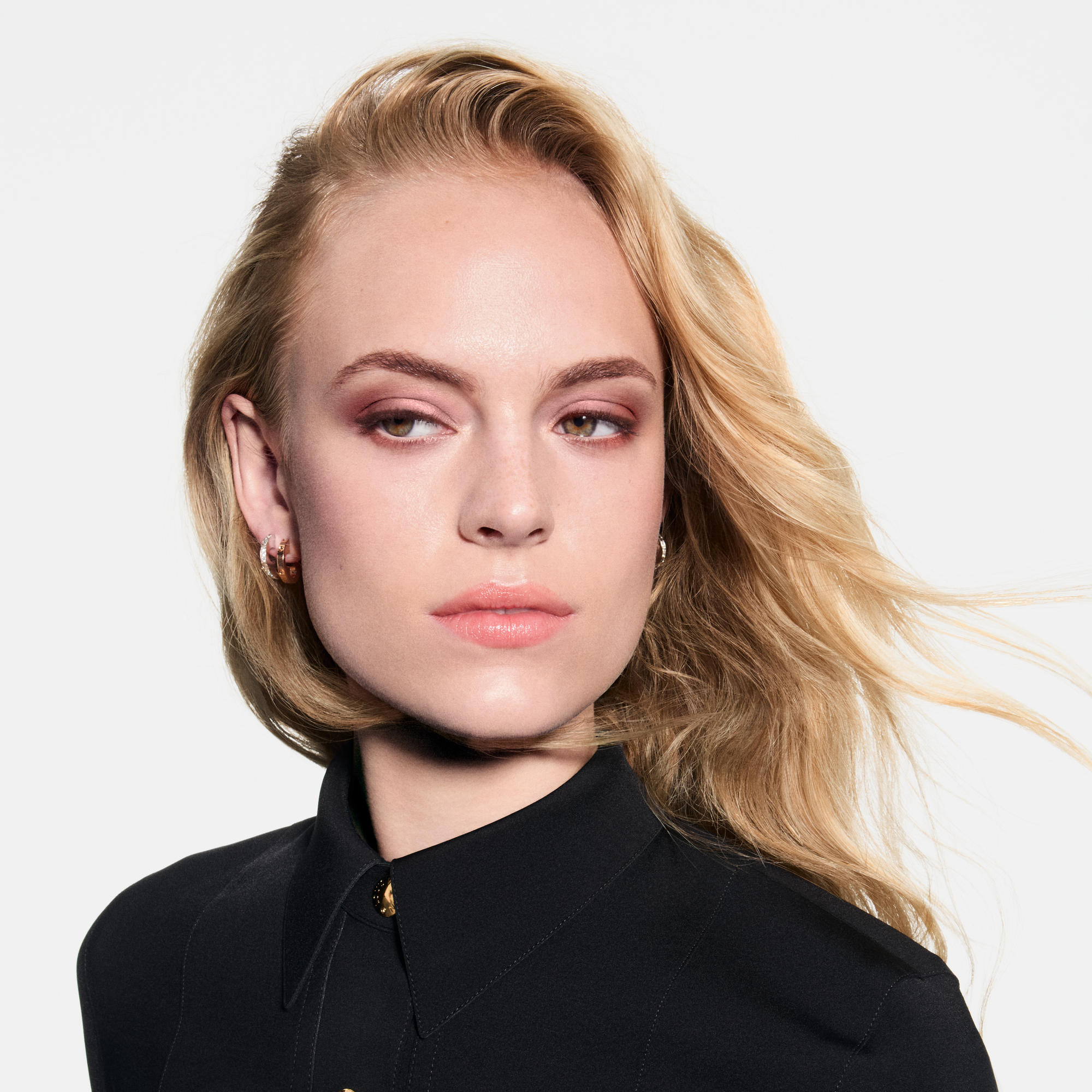 LV Ombres - Paleta de sombras de ojos  Perfumes y Beauty Ojos } | LOUIS VUITTON (Zoom de producto)